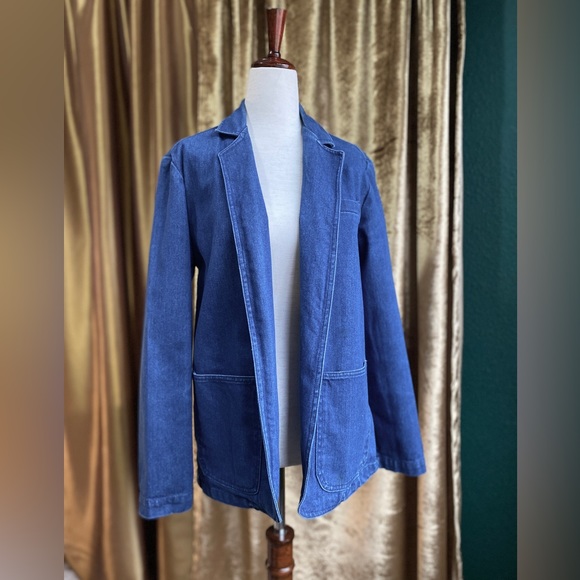 Vintage Denim Jean Jacket, 1970s, Solid Soft & Muted Blue, Big Pockets, S/M - Picture 4 of 12